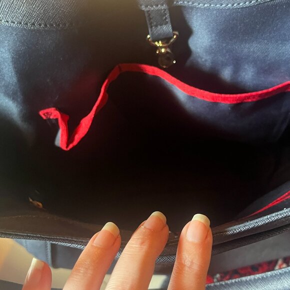 Tommy Hilfiger NWT Navy Blue Leather Tote Bag with Red and White Stripe Accents - Picture 9 of 14